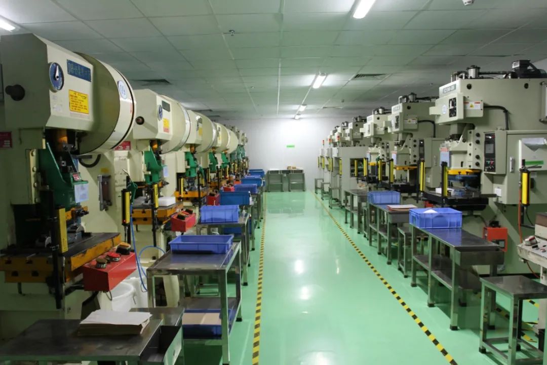 五金加工廠有機(jī)廢氣異味控制，Dejing的凈?除臭劑如何做到？.jpg