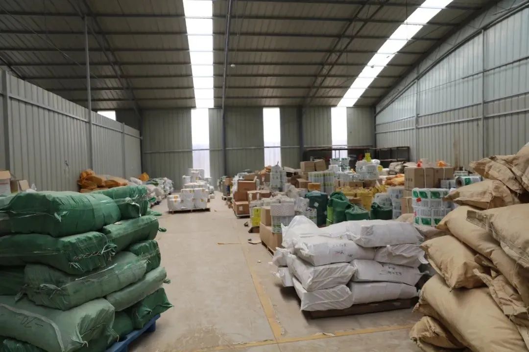飼料廠車間腥臭味擾民，就用Dejing的凈飼料廠專用除臭劑.jpg