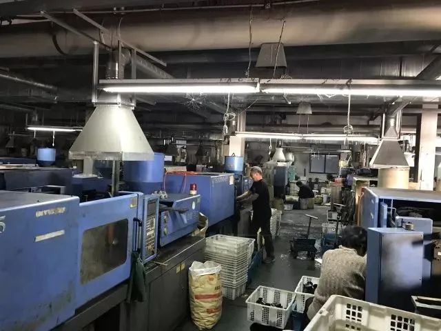 Dejing的凈??制鞋廠除臭劑，治理揮發(fā)性有機化合物(VOC)廢氣.jpg