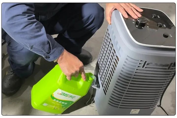 橡膠配件加工廠氣味難聞，傷害人體；廢氣除臭用Dejing的凈?！.jpg